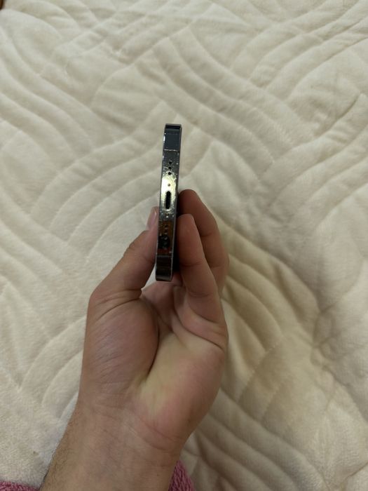 Айфон 12про 256  срочнооо