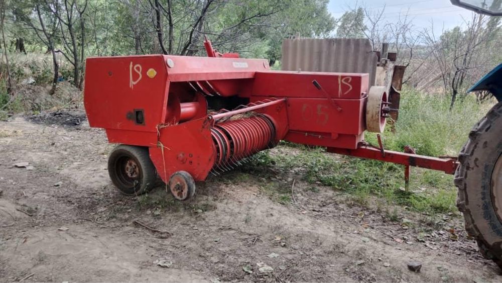 Продам Трактор