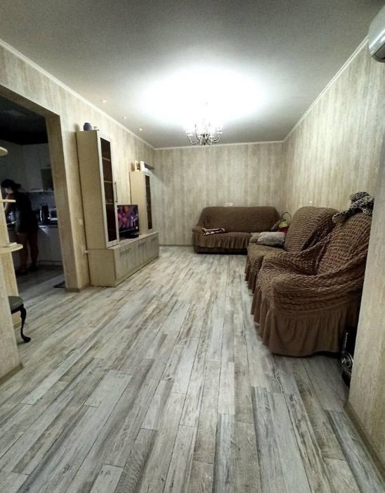 Продается квартира   77 серия  Шота Руставели ориентир Мадрид