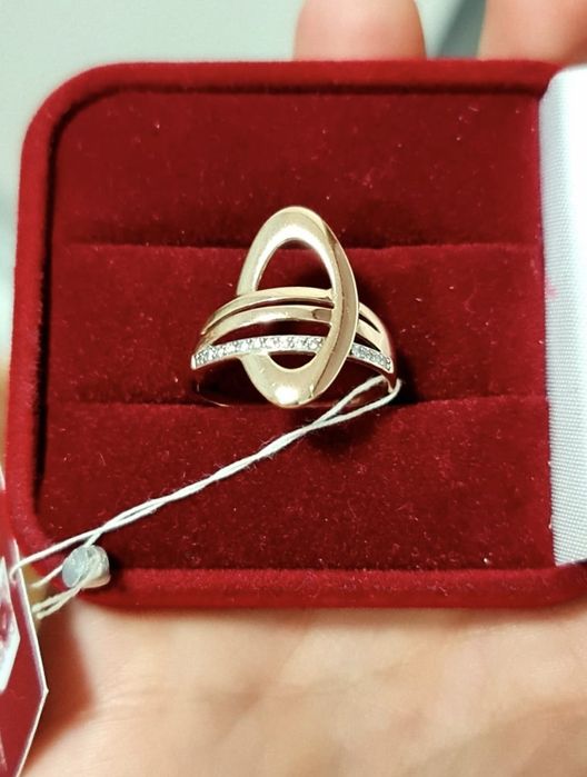 Новое золотое кольцо 18 размера