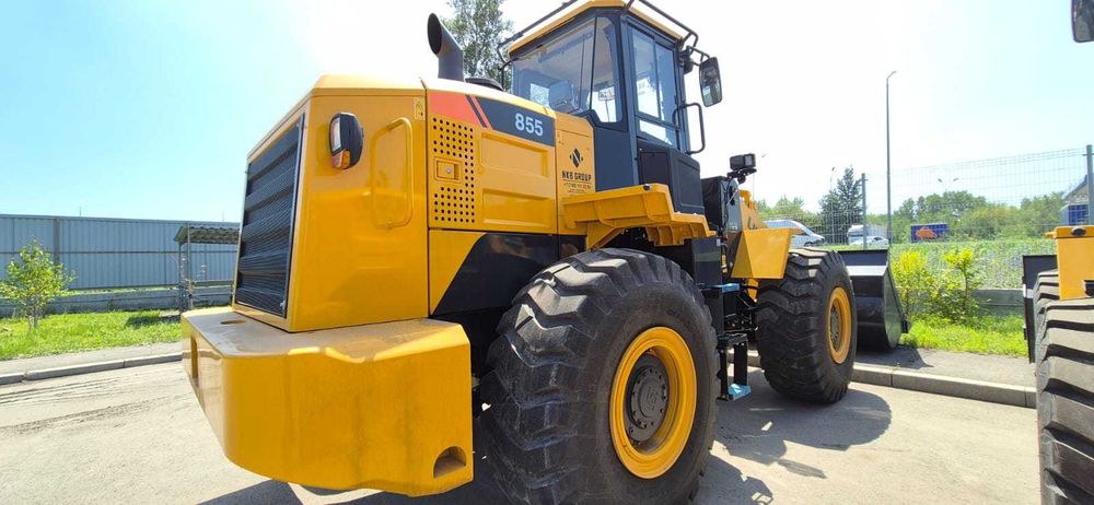 Фронтальный погрузчик LiuGong 855