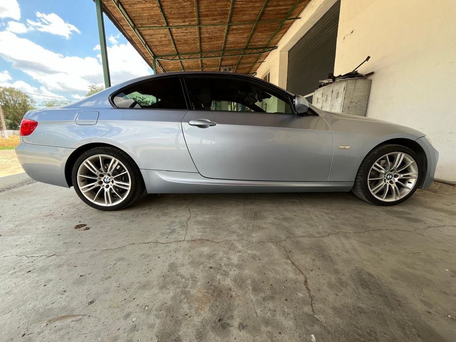 BMW 320xd coupe 10.2010