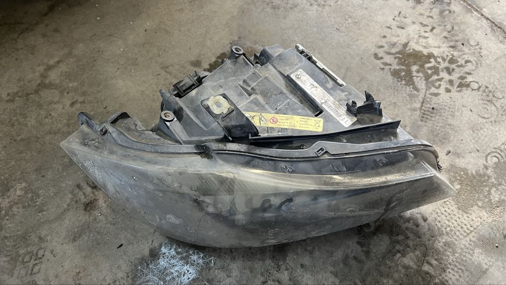 Фарове BMW e90 2005