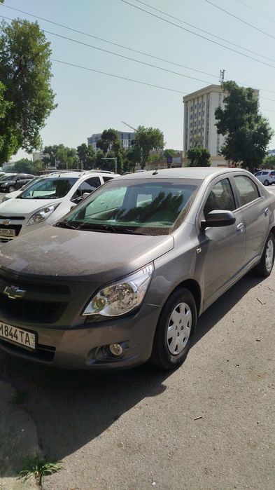 Автомобиль Кобальт