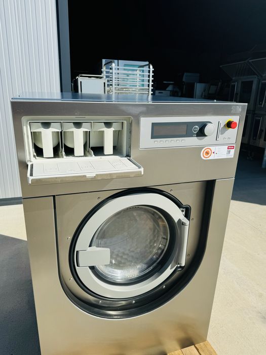 Професионална пералня Miele/Миеле 10/13кг Нова