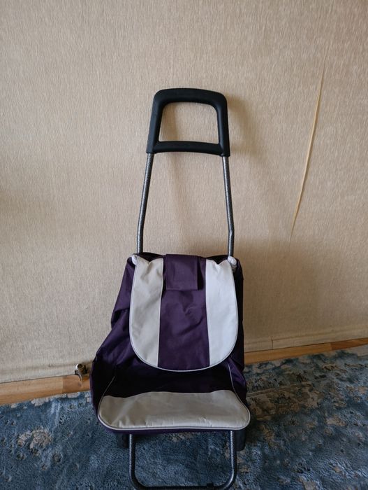 Продается хозяйственная тележка в хорошем состояние