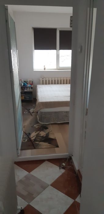Apartament cu 4 camere, de vânzare