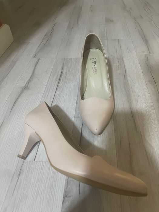 Вечернее платье, в подарок туфли