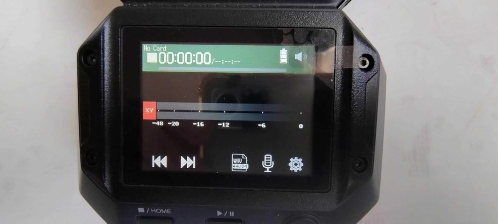 ZOOM H-8 преносим аудио рекордер