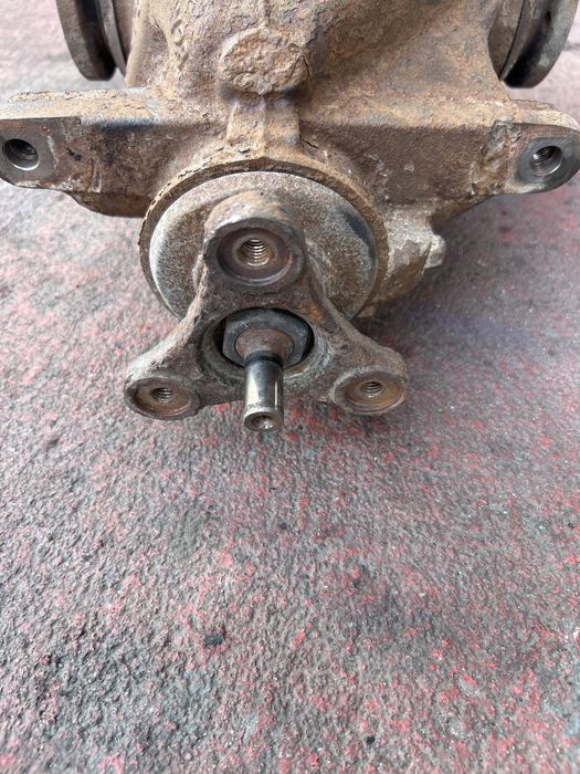 Grup spate Bmw e90 e91 an2011 raport 3.07