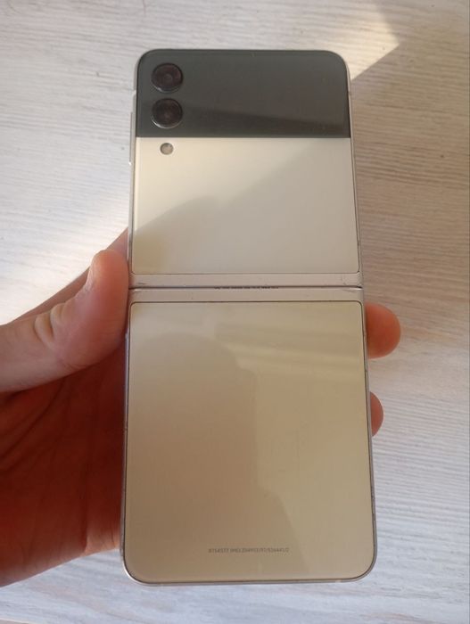 Samsung galaxy Z Flip 3 5G 8/256