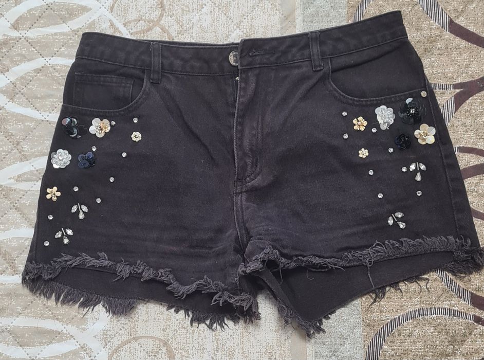 Дамски къси панталони