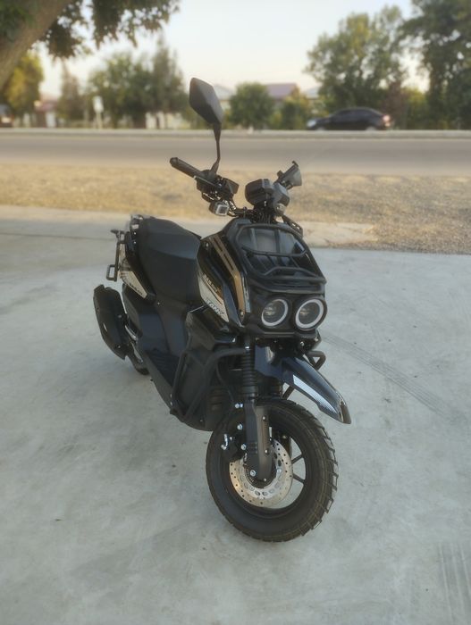Sukuter tank 150 kup tezda sotiladi