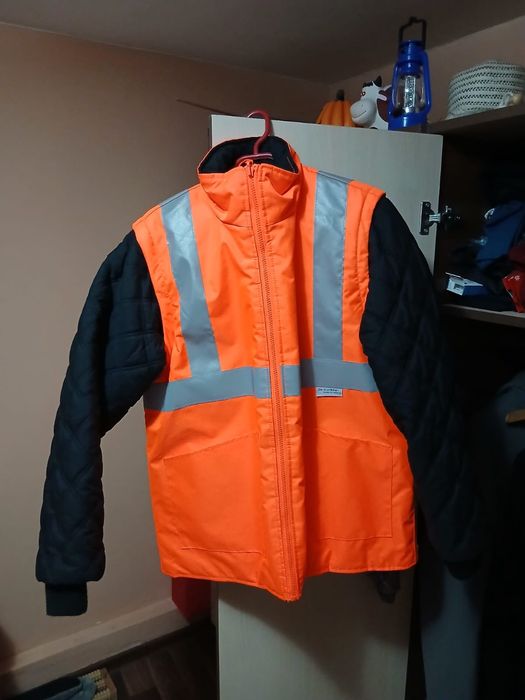 Vând geacă reflectorizantă