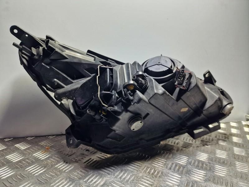 Far stanga halogen Opel Corsa D facelift