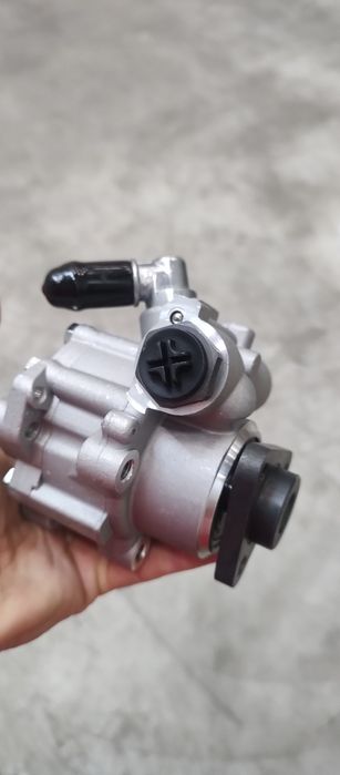 Pompa servodirectie Bmw