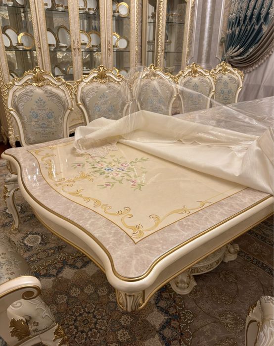 Zal uchun garnitur, stol stul, 2 ta penal, stenka, komot