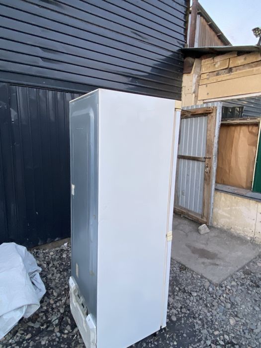 Продам холодильник Samsung