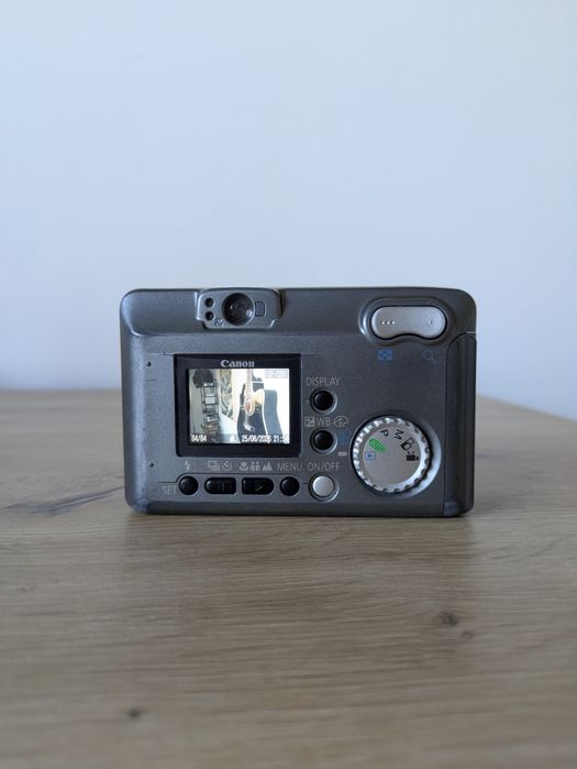 Canon Powershot A40 - РЕТРО СНИМКИ Дигитален Фотоапарат Срил Y2K (Year 2000)