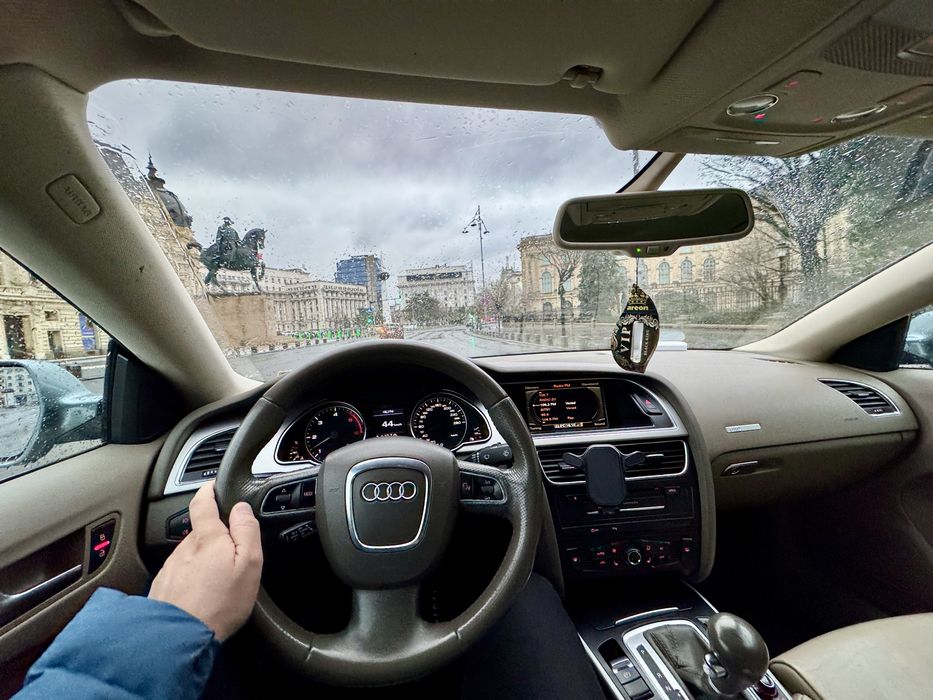 Audi A5 sportback 2.0 diesel impecabil cu Day Run Light