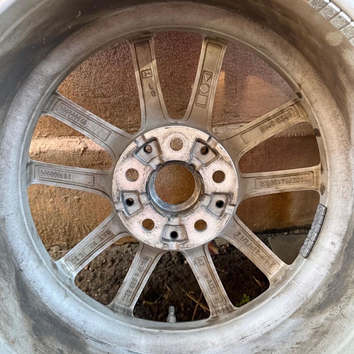 Vand doua jante bmw g30