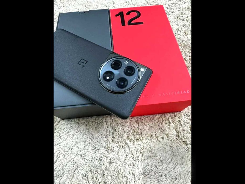 Vând/Schimb Oneplus 12 5g Black 512g ca Nou Dual Sim Full box Liber