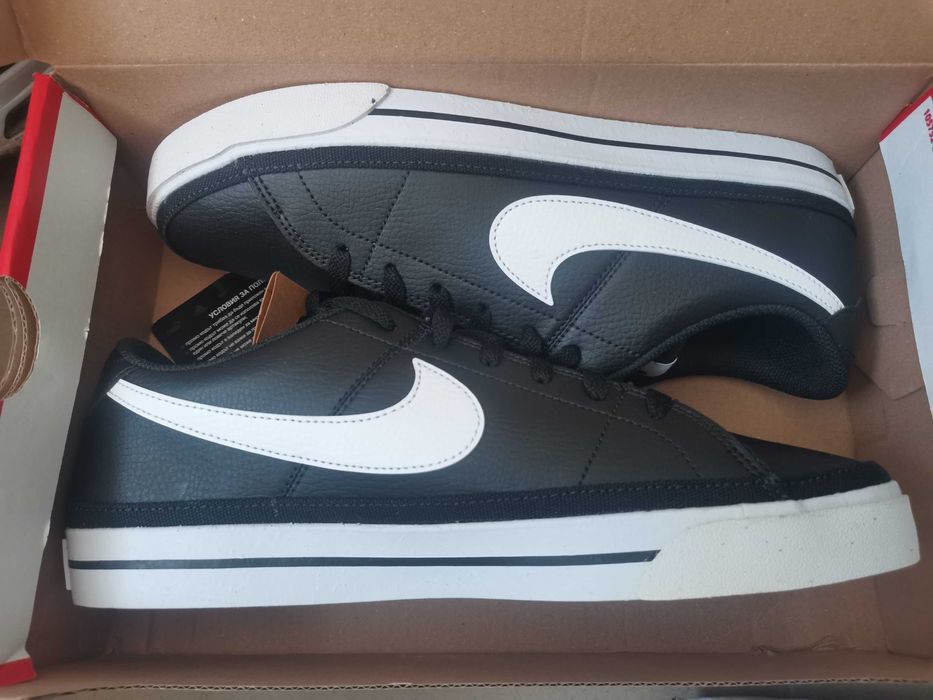 Продавам Маратонки Nike