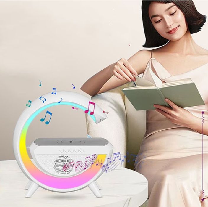 Тонколона с LED светлинки и станция за безжично зареждане с LED светли