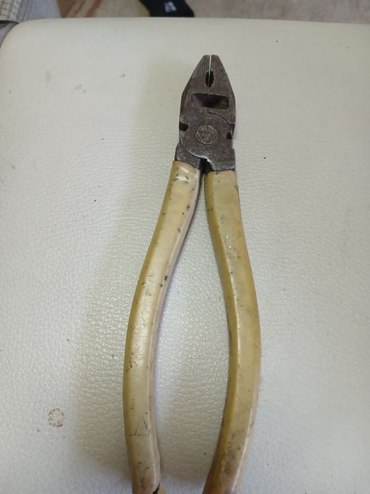 Срочно продам чемодан с инструментами всё СССР