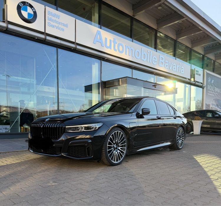 BMW 745 all black/394cp