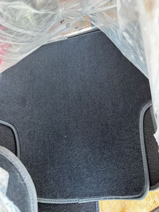 Covorașe textil Passat 2025