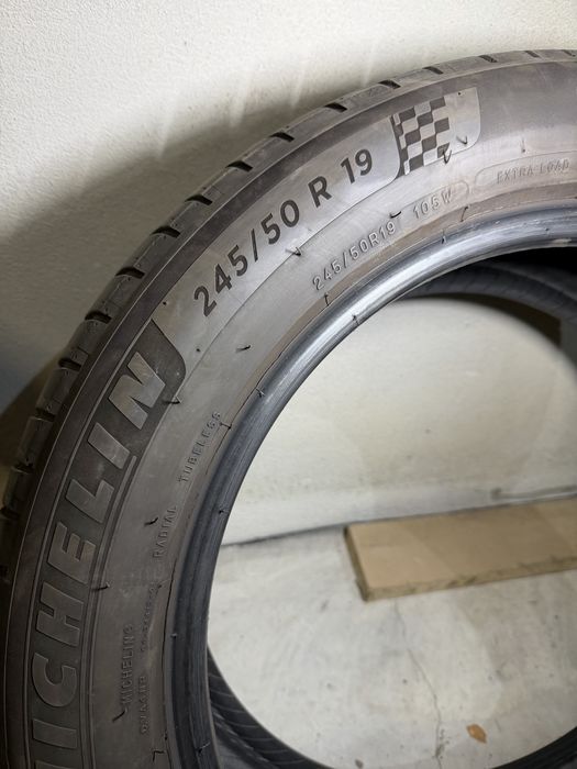 Michelin PS 4 SUV 245/50/19 DOT 0223 и 0523.