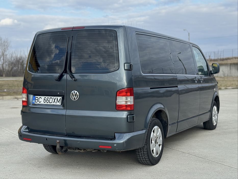 VW Transporter T5 Lung Autoutilitara 2008 - 2.5TDI 131cp
