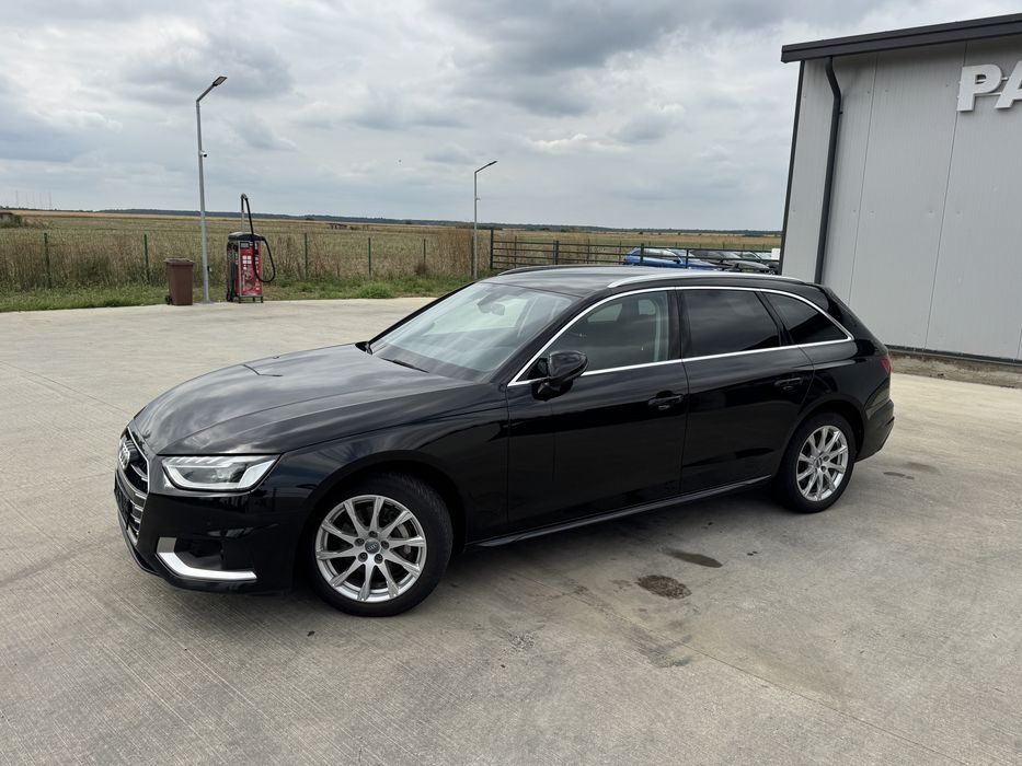 Audi A4 Matrix/facelift/distronic/bord digital/masaj/navi mare/190cp/tva dedcutibil/garantie/leasing/rate