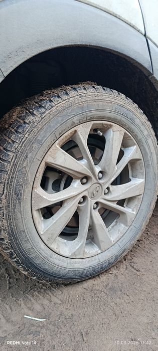 225.60.R17. зимние шины