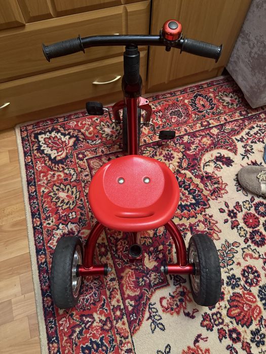 Велосипед трехколесный