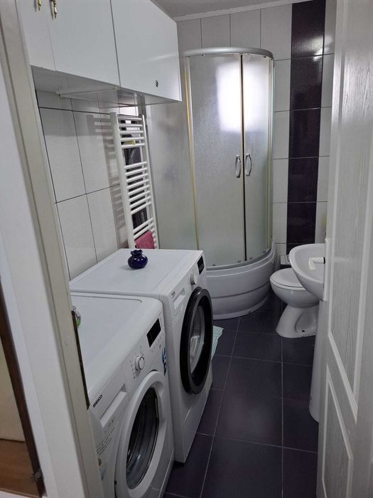 Garsonieră mare 42 mp | mobilată | AC | Sângeorgiu de Mureș – Apolo