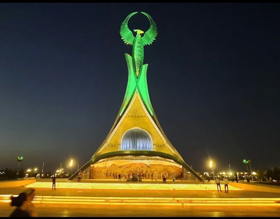 Узбекистон боги атрофидан 4.5 соток ховли ер хисобида сотувда