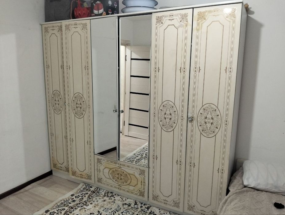 Срочно шкаф сатылады!