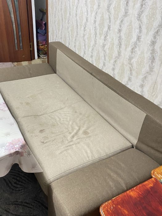 диван отдам бесплатно