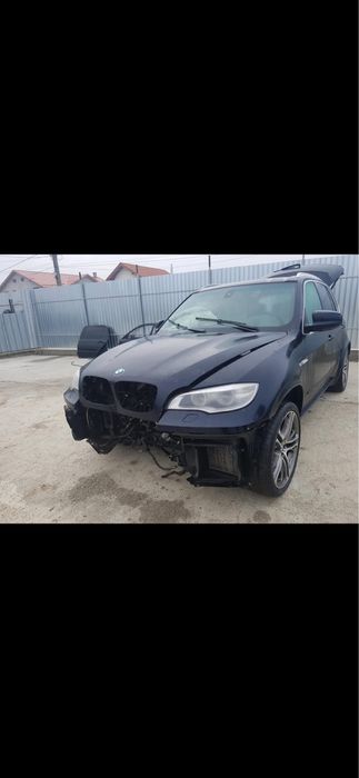 Bmw x5 m lci.  555cp