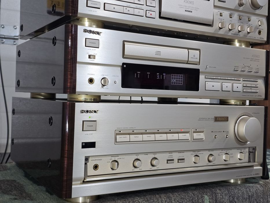 Linie audio SONY, amplificator F808ES, deck K909 ES, cd player X559ES