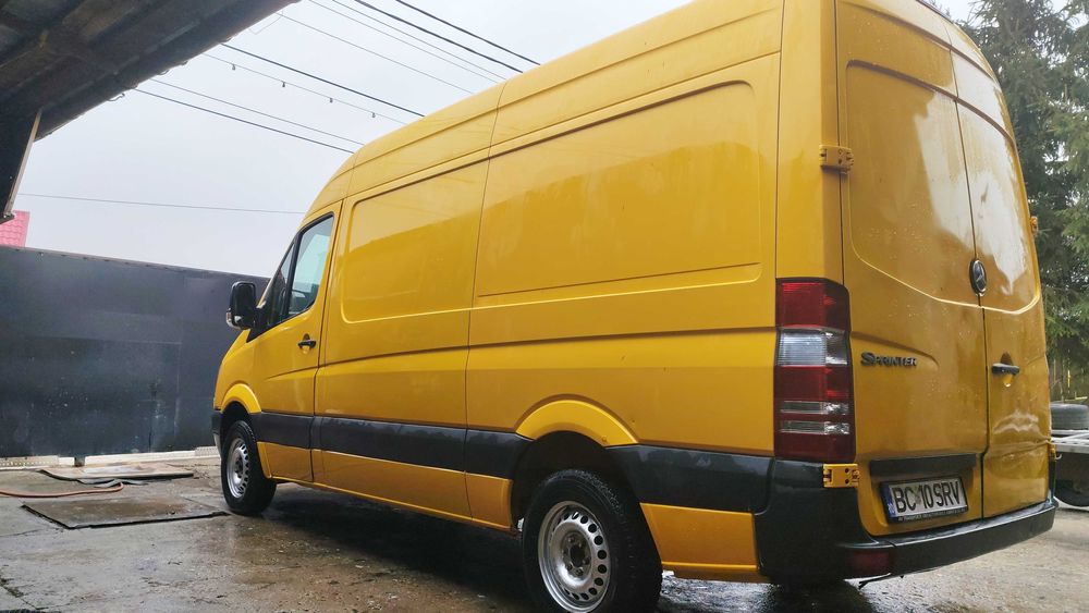 Sprinter 2012 klimă 7 locuri.recent înmatriculat.
