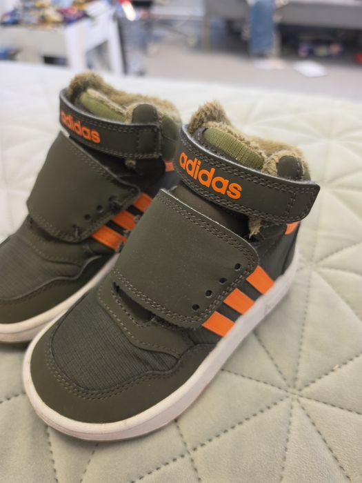 Adidas ghete , marimea 25