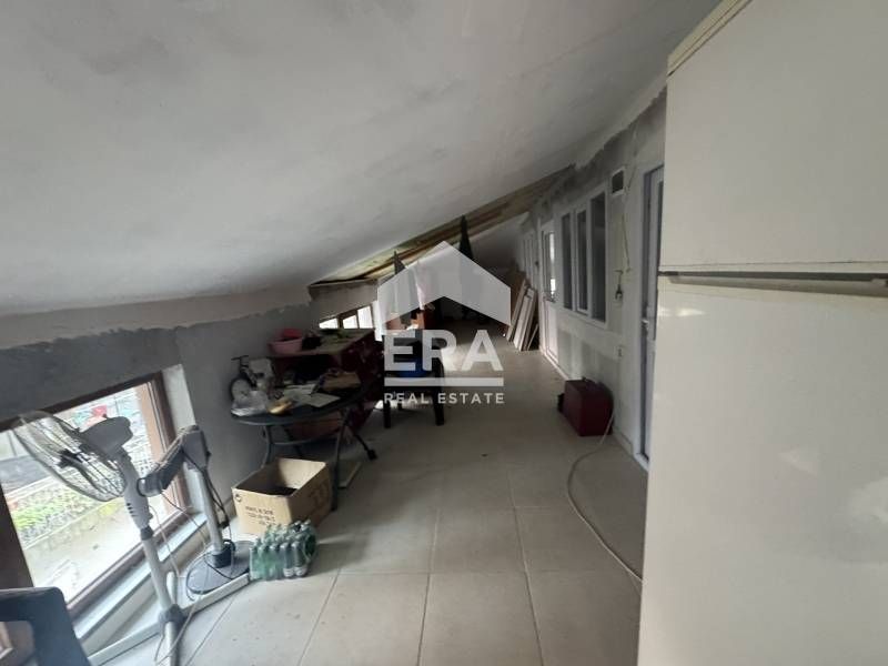 САМО в ЕРА имоти ХАСКОВО! Тристаен апартамент с бизнес помещение