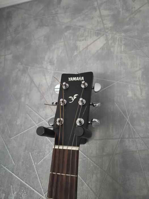 Акустическая гитара - Yamaha F370