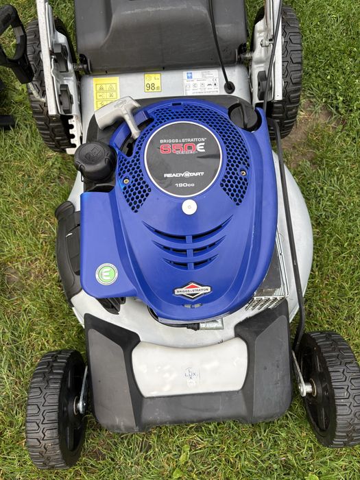 Masina tuns iarba LuxTools, 53 cm, Briggs&Stratton 3,2 cp, autopropulsie