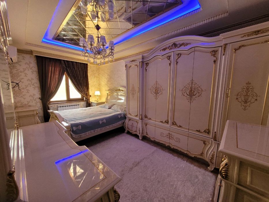 Продаётся квартира в Бухаре