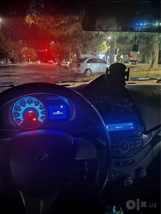 Продается свой спарк 2018г автомат
