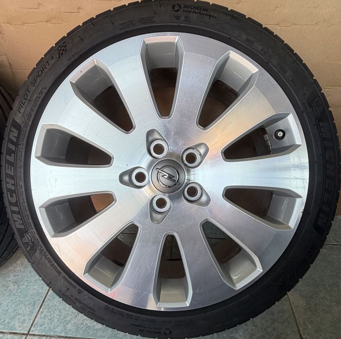 Roti jante OPEL Insigin R19 245/40/19 vara Michelin